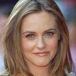 Alicia Silverstone Says No To Cosmetic Tests On Animals