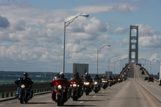 Riders cruising along the 2011 Ride route.