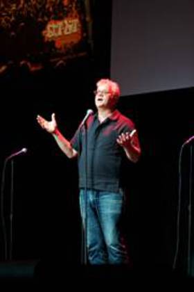 Tim Robbins Performs A Poem