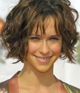 Jennifer Love Hewitt Charity Work Causes Look To The Stars