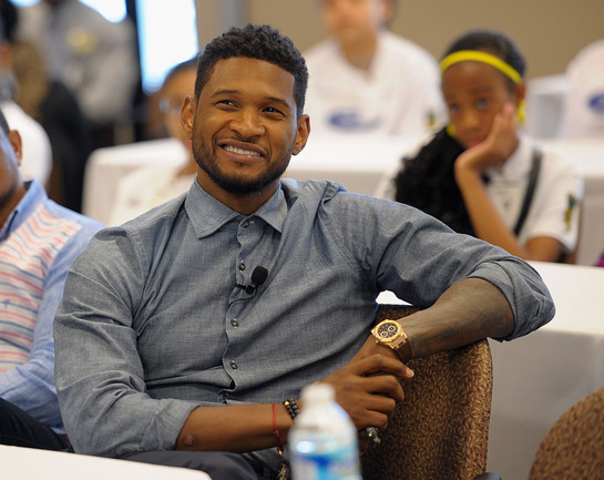 Usher and the New Look participants visited GE Usher and the New Look participants visited GE
