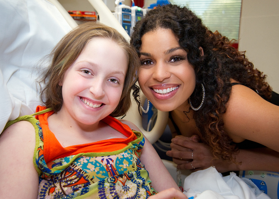 Jordin discovered that she and Alyssa both share a love of singing and the color orange.