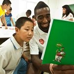 Arsenal Players Save The Children In China