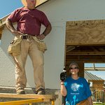 Garth Brooks Joins Jimmy Carter To Build Homes In Haiti