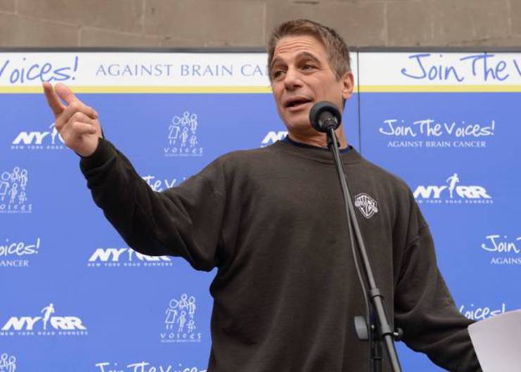 Tony Danza speaks to a crowd of 10,000+ participants to help raise awareness for brain cancer and brain tumor research.