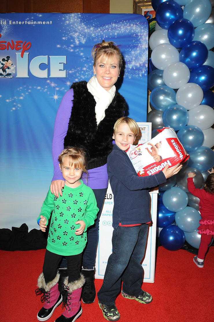 Alison Sweeney helps families in need by donating diapers to Baby Buggy at Disney on Ice Dare to Dream Premiere