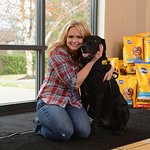 Miranda Lambert Supports The Pedigree Feeding Project