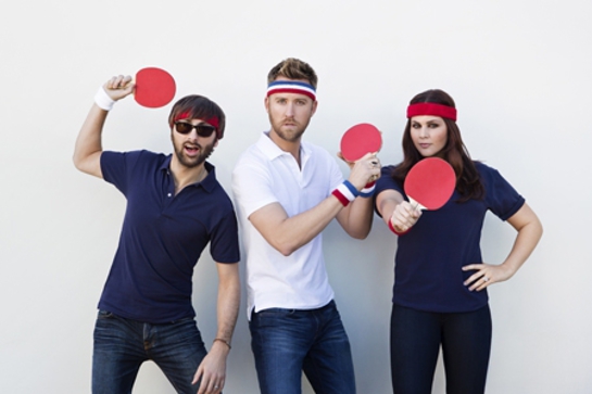 Lady Antebellum Play Charity Ping Pong Lady Antebellum Play Charity Ping Pong
