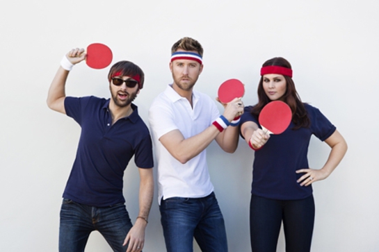 Lady Antebellum Play Charity Ping Pong