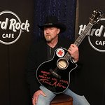 Trace Adkins And Hard Rock Support American Red Cross