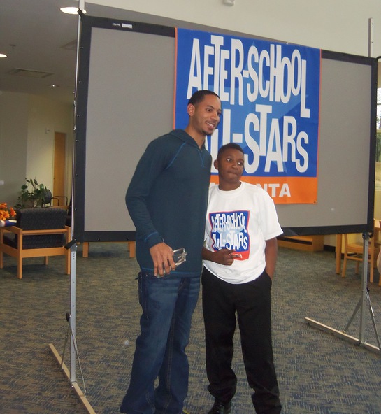 NBA Atlanta Hawks Guard Devin Harris visits ASAS