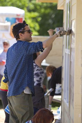 John Mayer Helps Build Houses