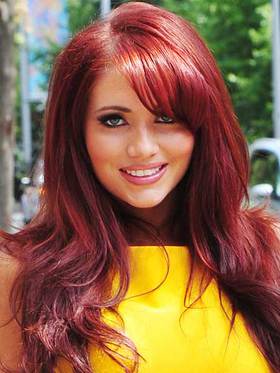 Bedst gammelklog Saml op Amy Childs: Charity Work & Causes - Look to the Stars