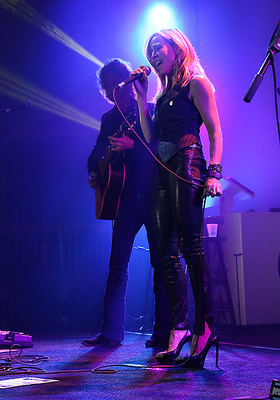 Sheryl Crow spotted wearing a Got Your 6 pin while performing at the Macy's Sheryl Crow spotted wearing a Got Your 6 pin while performing at the Macy's