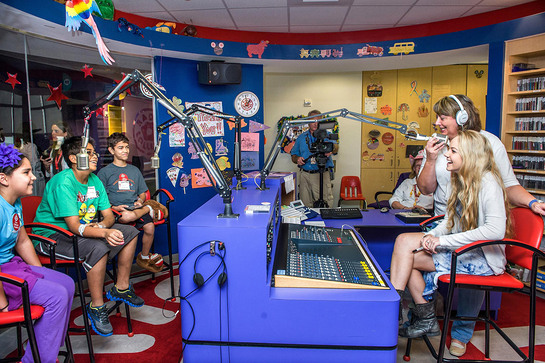 Danielle Bradbery visited patients at Texas Children's Hospital in Houston. 