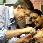 Bill and Melinda Gates To Receive Award for Improving Lives