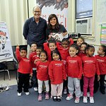 Photos: Tiffani Thiessen Reads To Preschool Kids