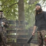 Duck Dynasty Stars Offer Up A Serving Of Turkey Fryer Safety