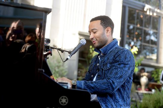 John Legend Plays It Forward