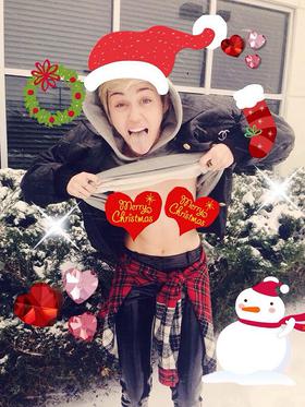 Miley Cyrus Supports Free The Nipple Campaign