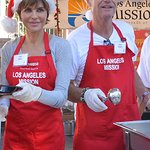 Stars Help Serve Meals To The Homeless On Christmas Eve