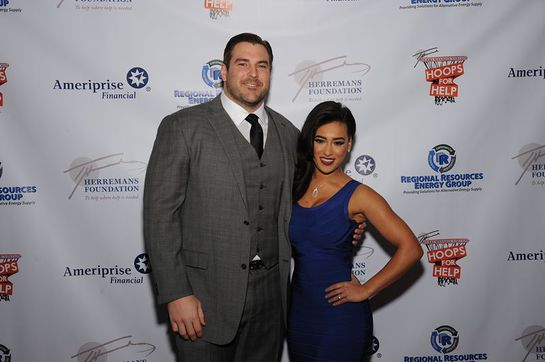 Todd Herremans and Elizabeth Dee Attend Hoops for Help Fundraiser