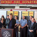 Denis Leary Donates New Equipment Worth Over $260K To Detroit Fire Department