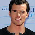 Ian Harding Honored At Lupus Foundation Of America National Gala