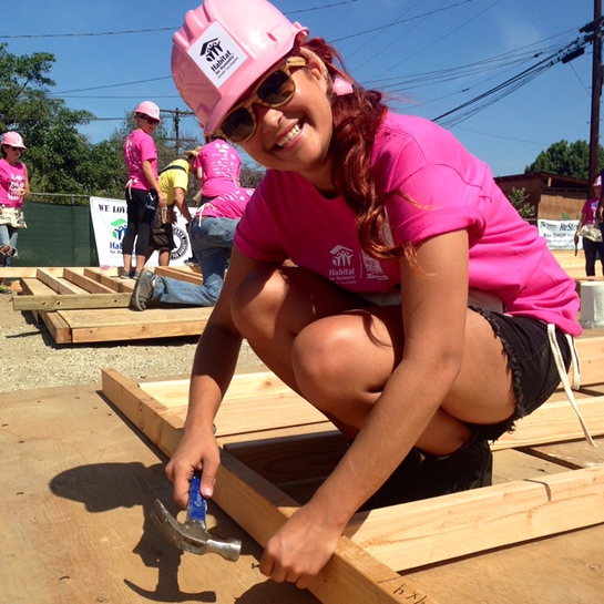Jayne Avaunt Puts Together Wood Frames at Hollywood For Habitat For Humanity Power Women Power Tools 2014 Event