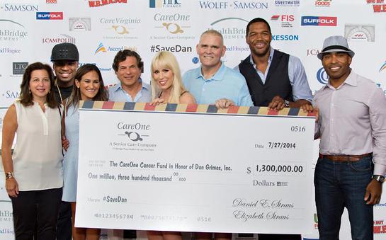 Joyce Straus, NE-YO, Elizabeth Straus, Daniel E. Straus, Natasha Bedingfield, Dan Grimes, Michael Strahan, Tiki Barber 