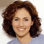 Amy Brenneman Raises Awareness Of Crohn's And Colitis