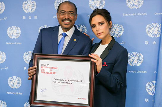 Michel Sidibé, Executive Director of UNAIDS, and new International Goodwill Ambassador, British fashion designer Victoria Beckham.