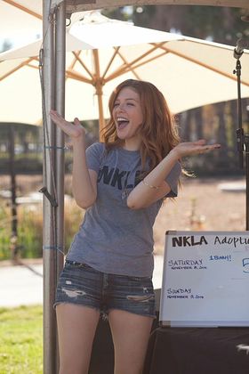 Rachelle Lefevre cheers on adopters at the Best Friends NKLA Adoption Weekend Rachelle Lefevre cheers on adopters at the Best Friends NKLA Adoption Weekend