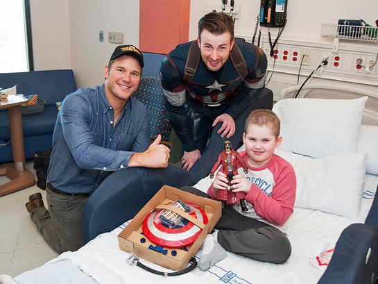 Chris Pratt and Chris Evans visit Seattle Children's Hospital