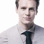 Jonathan Groff