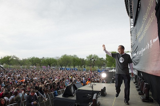 UN Secretary-General Ban Ki-moon greets the crowd at the 2015 Global Citizen Earth Day Concert in Washington DC