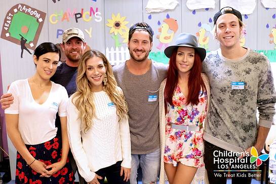 Dancing With The Stars Visit Children's Hospital Los Angeles