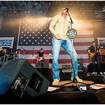 Trace Adkins Throws Down The Opry During USO Tour