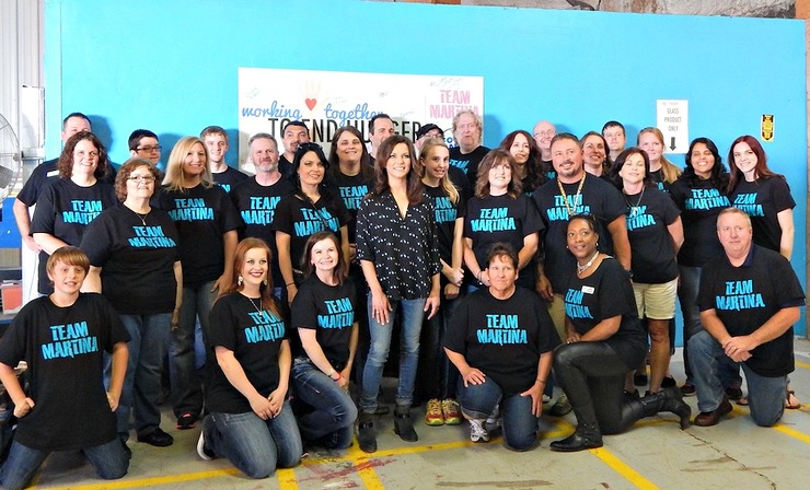 Martina McBride And Team Martina Visit Food Bank of Northwest Indiana