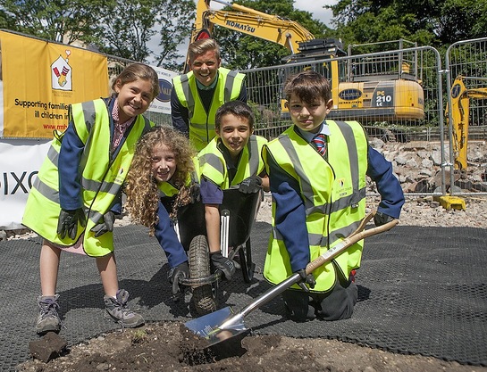 Jeff Brazier With Kids